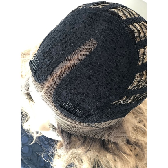 16" Ombre Ash Blonde Wig Dark Roots| Elizabeth - Picture 6 of 8